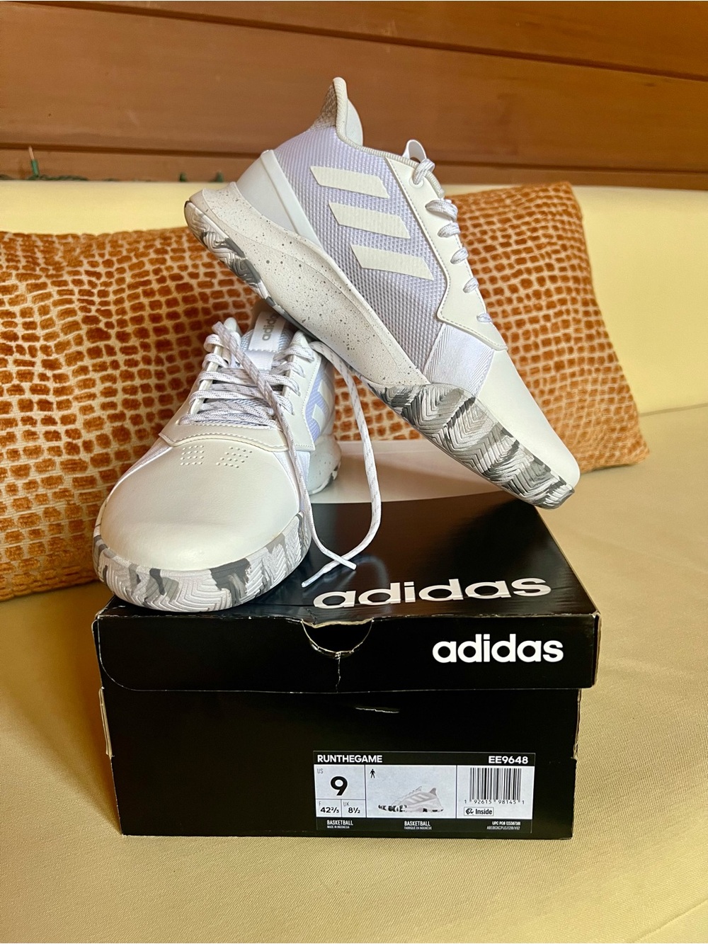 Adidas RunTheGame Men’s Basketball White & Light Gray Athletic Shoes